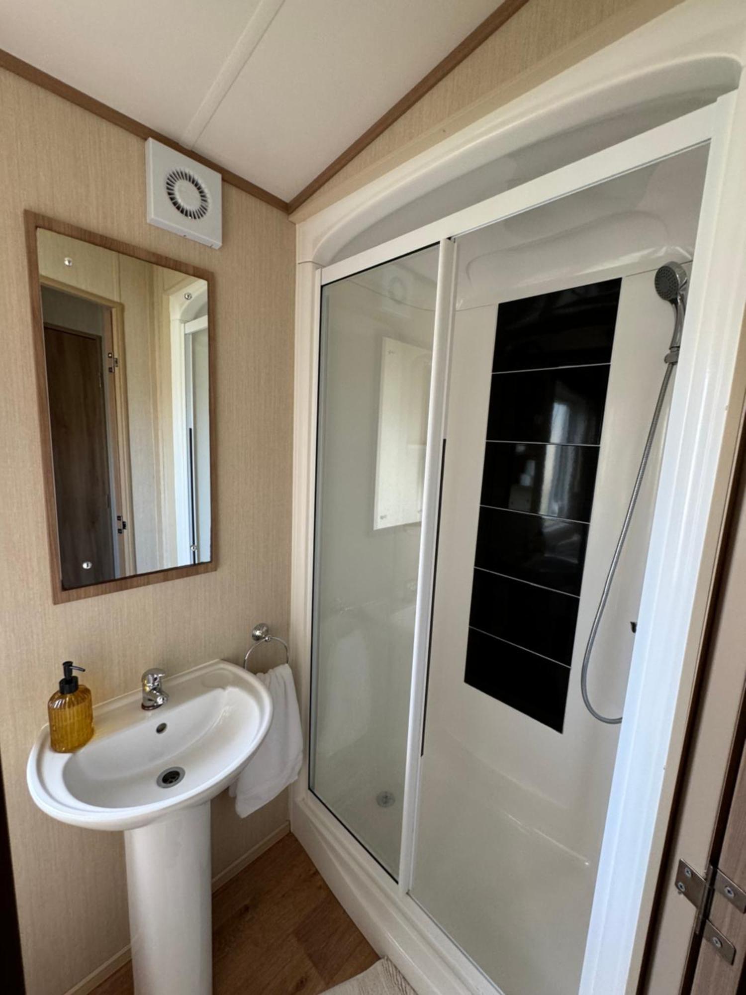 Hot Tub Retreat At Tattershall Lakes Exteriör bild