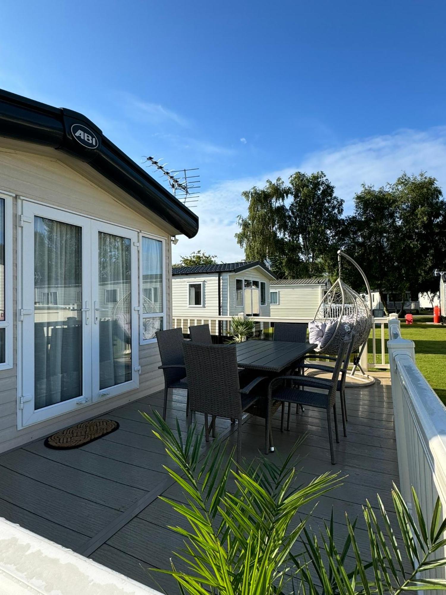Hot Tub Retreat At Tattershall Lakes Exteriör bild